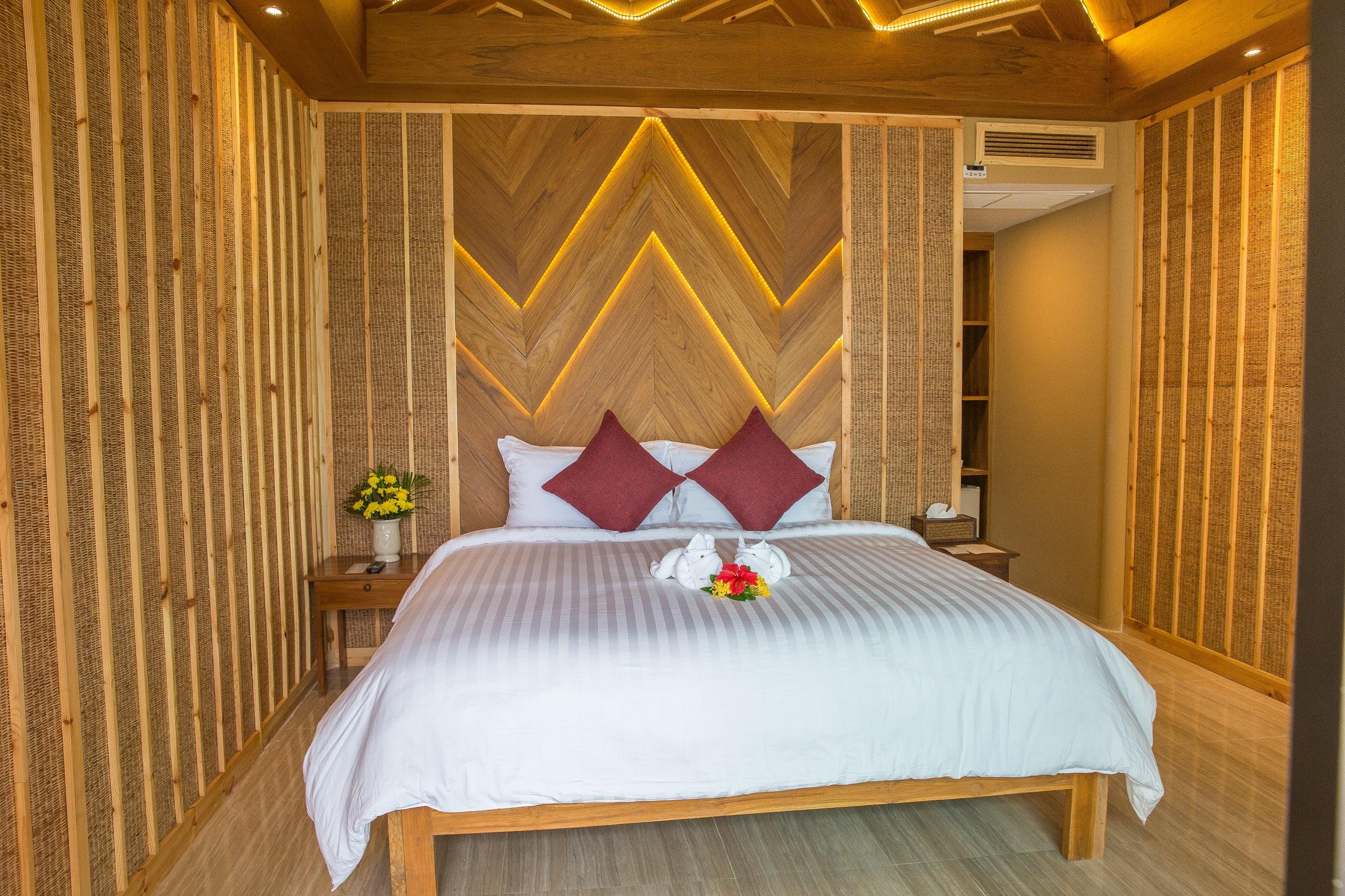 Adarin Beach Resort Mae Nam Extérieur photo
