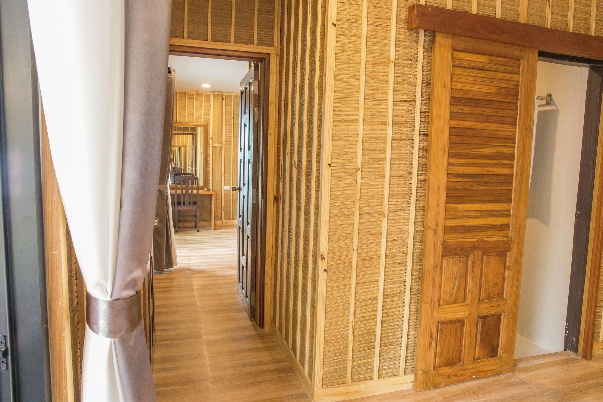 Adarin Beach Resort Mae Nam Extérieur photo